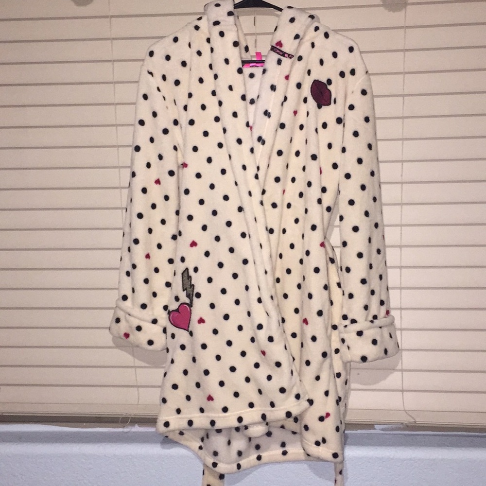 Betsey Johnson robe